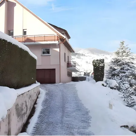 Confortable A 68 M² Avec Piscine Partagee アパート *