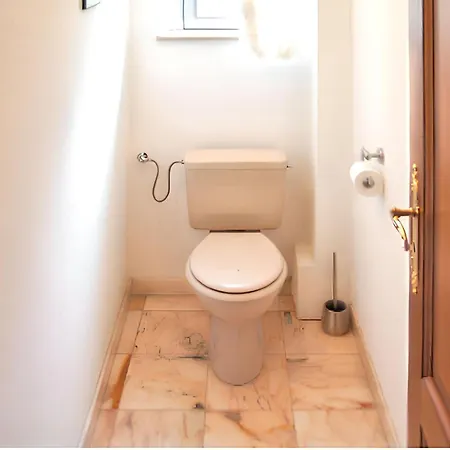 Confortable à 68 M² Avec Piscine Partagée *