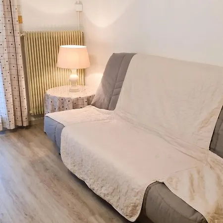 Confortable A 68 M² Avec Piscine Partagee