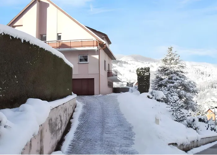 Confortable A 68 M² Avec Piscine Partagee Апартаменты *