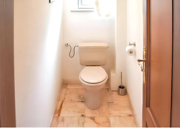 Confortable A 68 M² Avec Piscine Partagee *