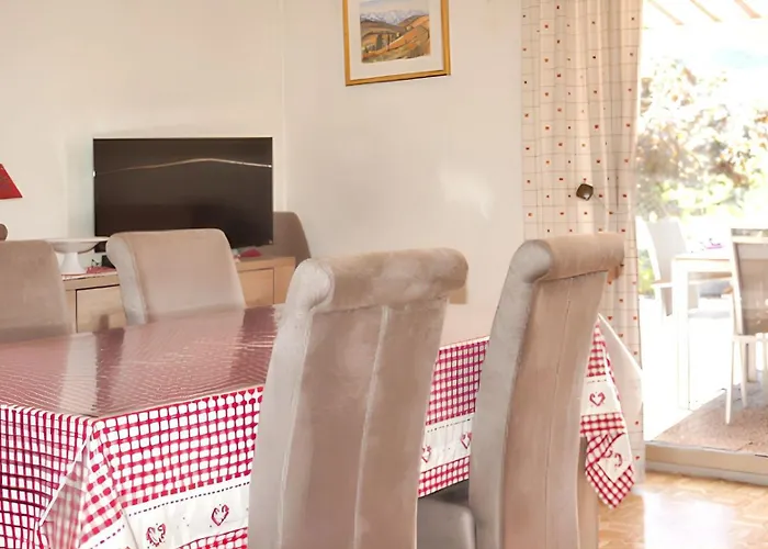 Confortable A 68 M² Avec Piscine Partagee Апартаменты