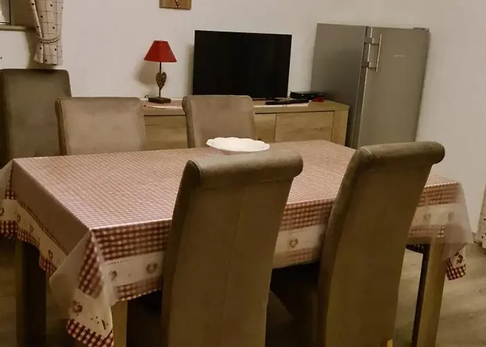 Confortable A 68 M² Avec Piscine Partagee Oderen